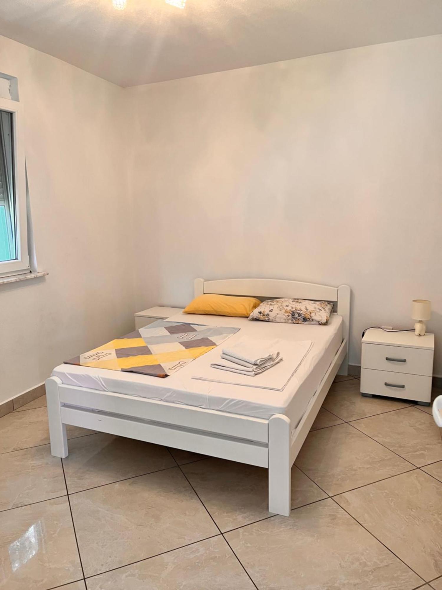 Apartments Apartmani Bojana Utjeha Esterno foto