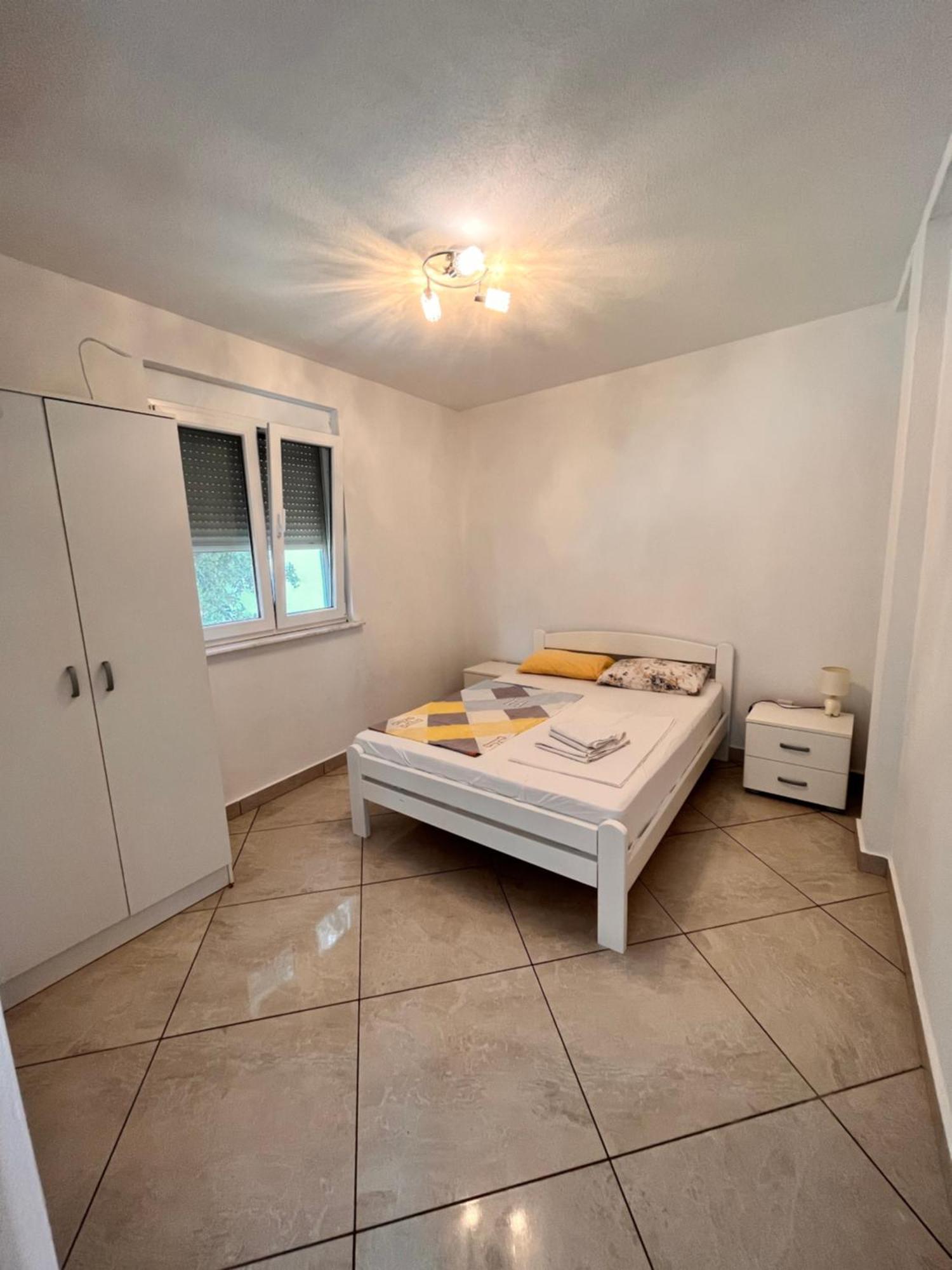 Apartments Apartmani Bojana Utjeha Esterno foto