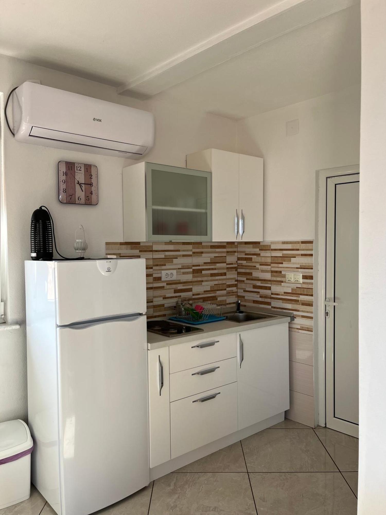 Apartments Apartmani Bojana Utjeha Esterno foto
